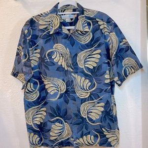 Quiksilver Edition Mens Size M Comfort Fit Hawaiian Short Sleeve Button.
